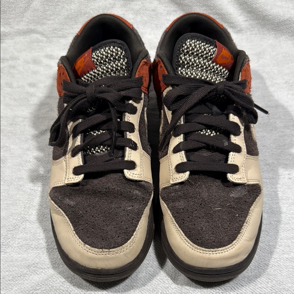 Nike dunks red panda Black and Cream Sneakers Low-Top no box